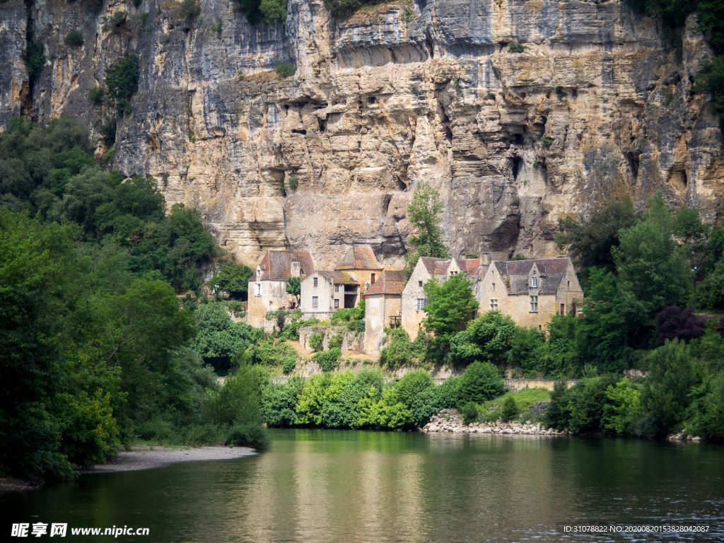 中世纪田园风景图