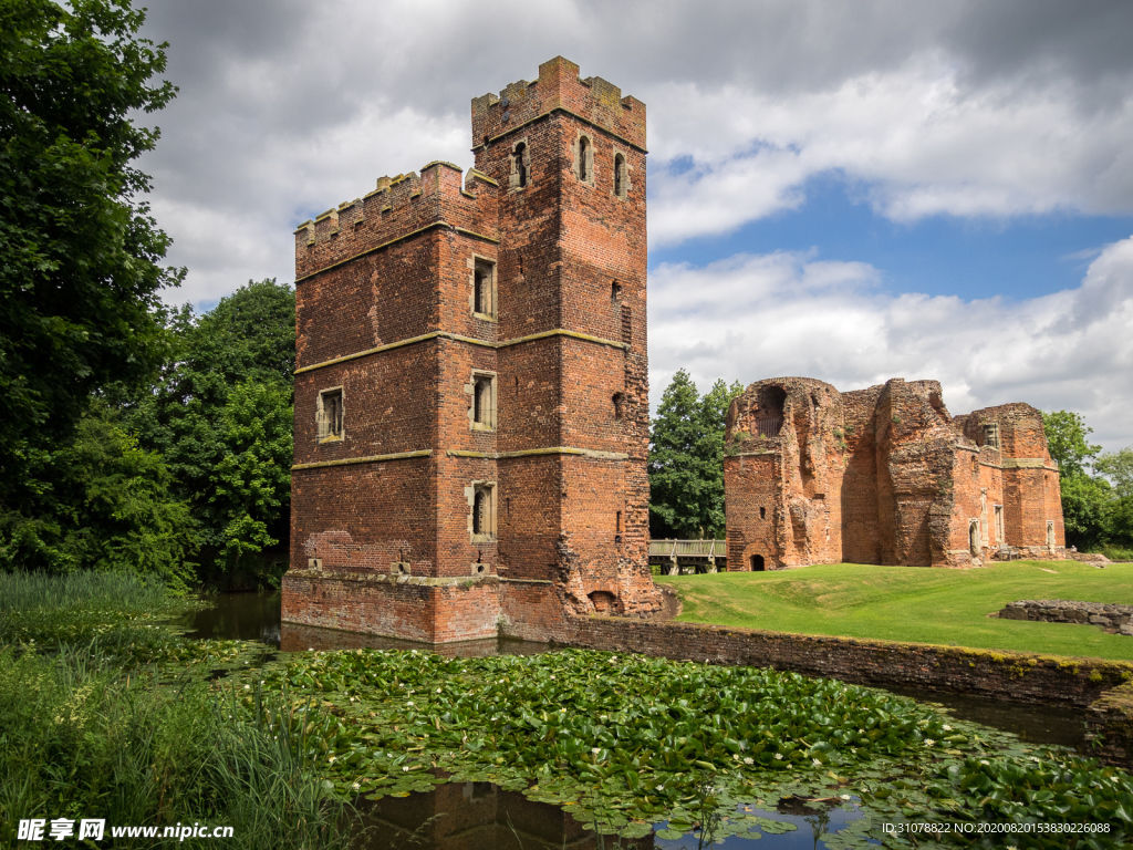中世纪田园风景图
