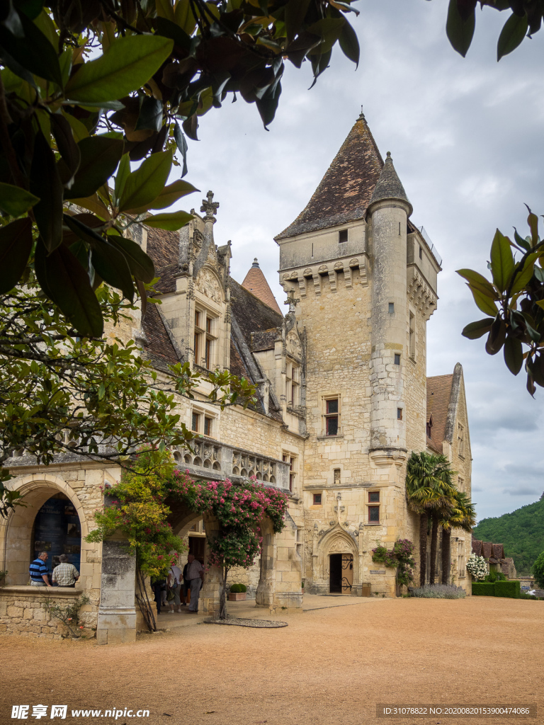 中世纪田园风景图