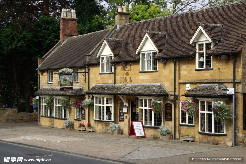 中世纪田园风景图