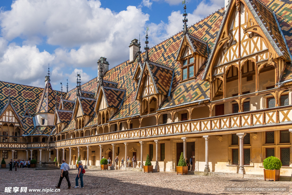 中世纪田园风景图