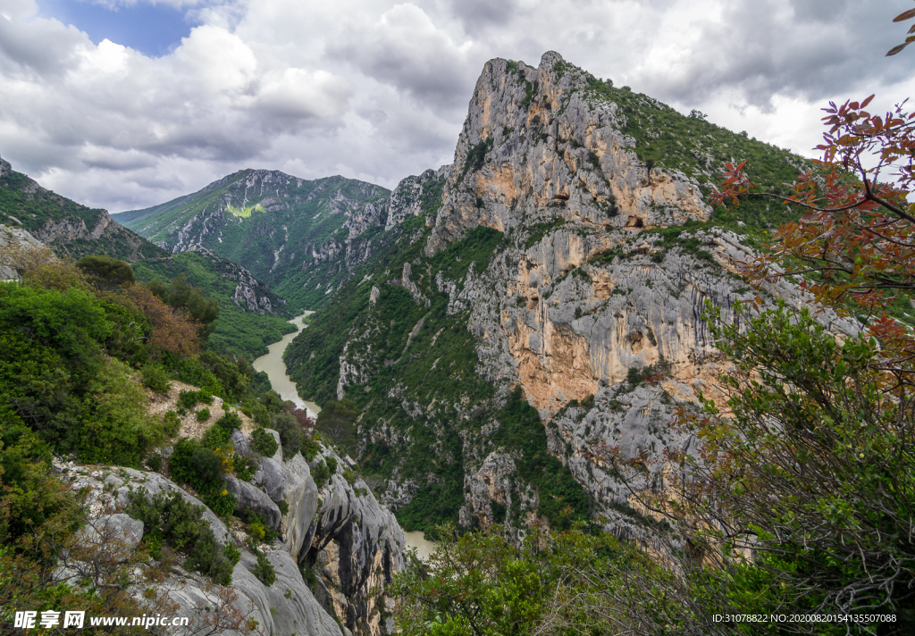 中世纪田园风景图