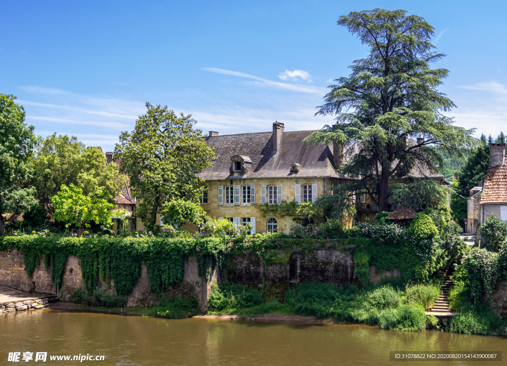 中世纪田园风景图