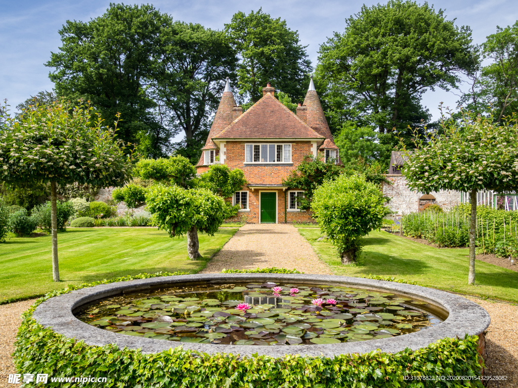 中世纪田园风景图