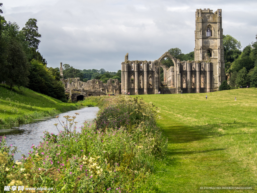 中世纪田园风景图