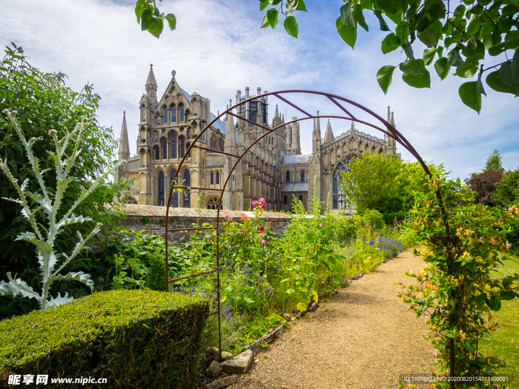 中世纪田园风景图