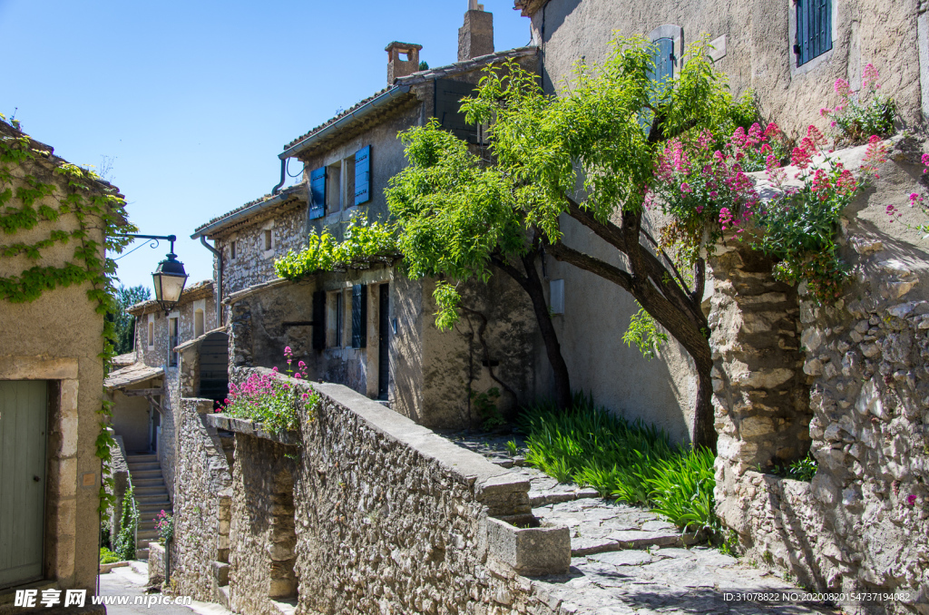 中世纪田园风景图