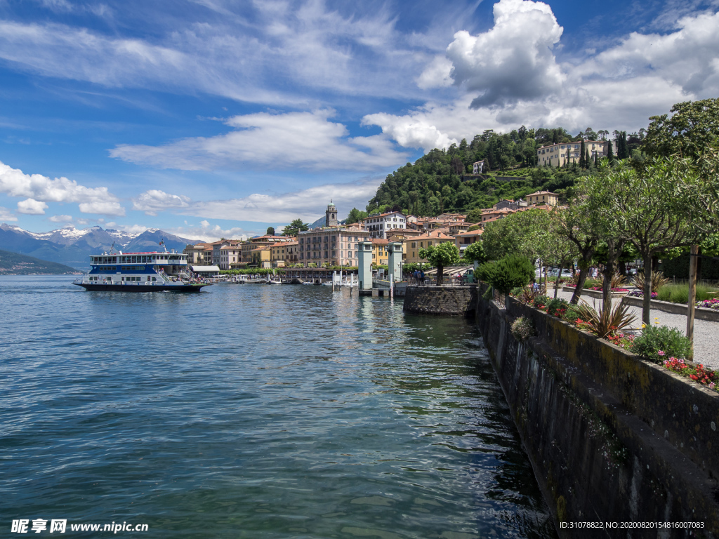 中世纪田园风景图