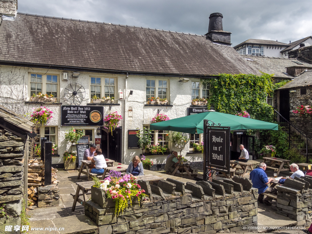 中世纪田园风景图