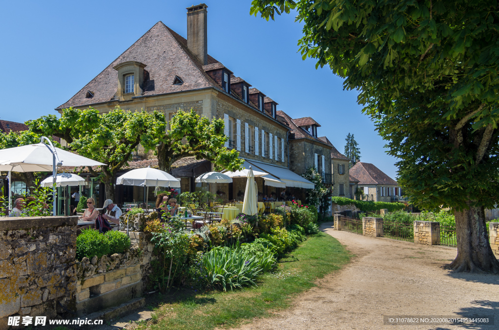 中世纪田园风景图