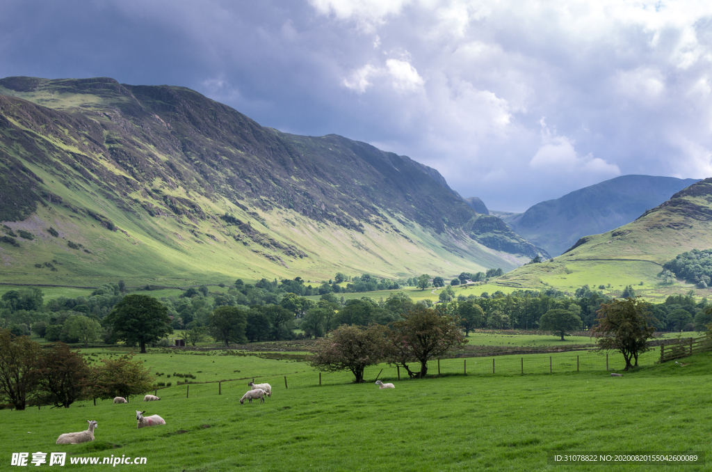中世纪田园风景图
