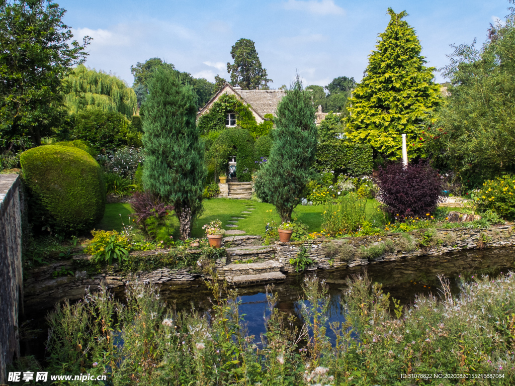 中世纪田园风景图