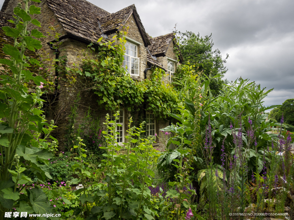 中世纪田园风景图