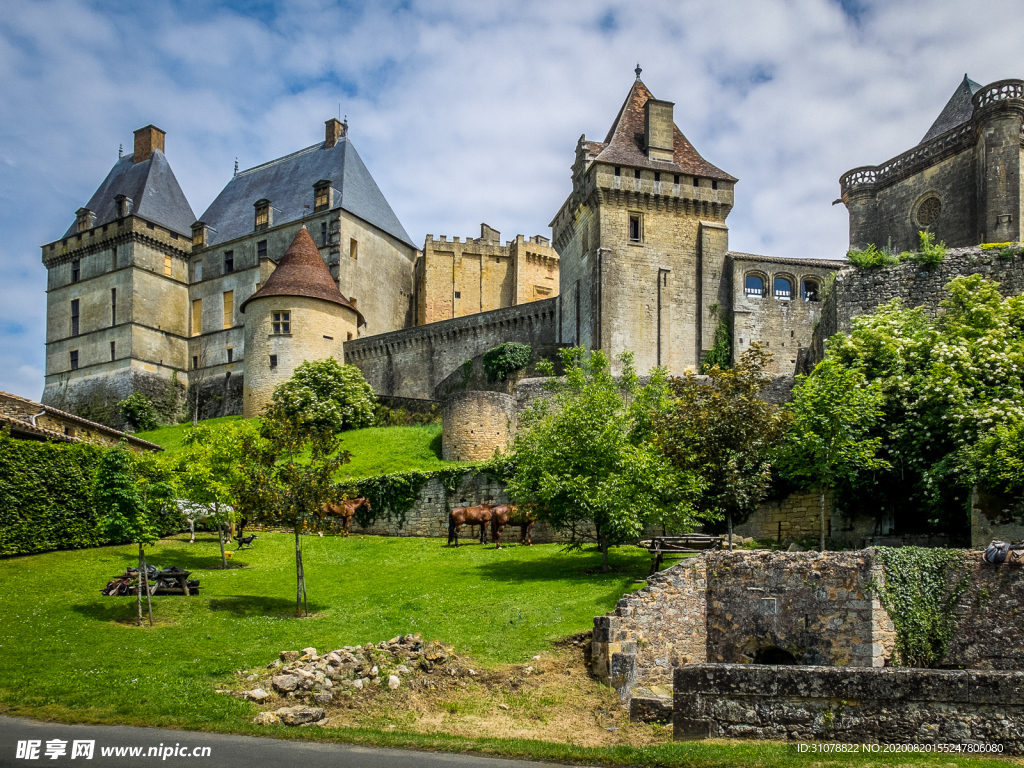中世纪田园风景图