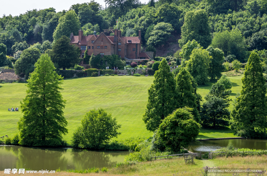 中世纪田园风景图