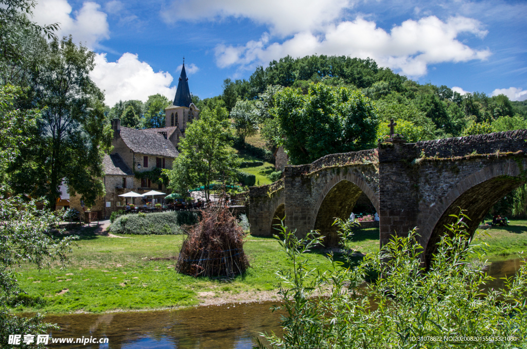 中世纪田园风景图