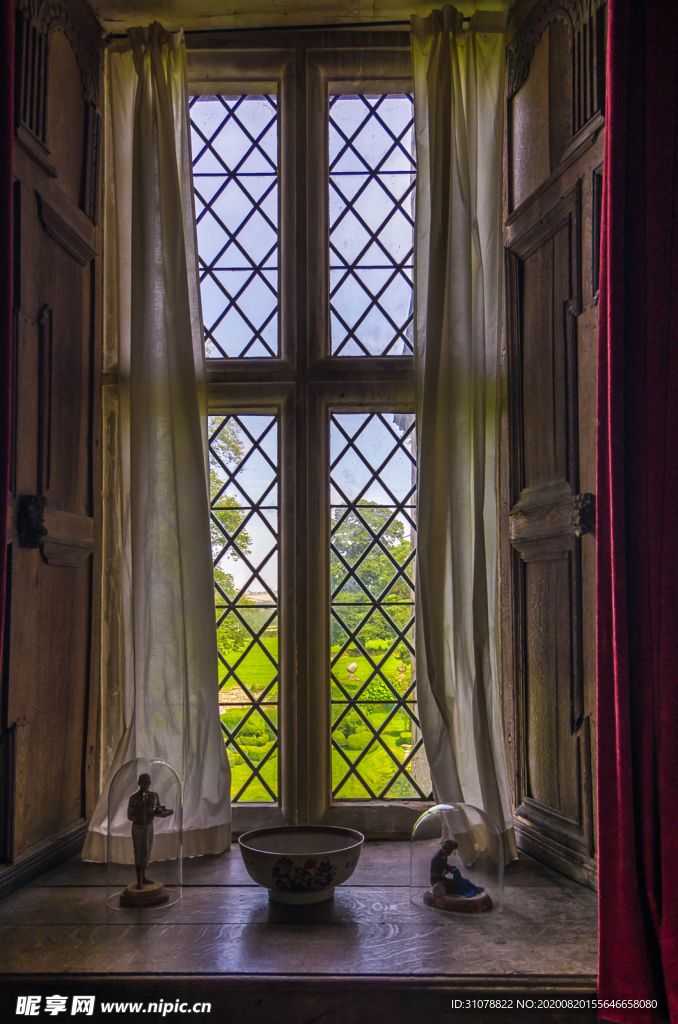 中世纪田园风景图