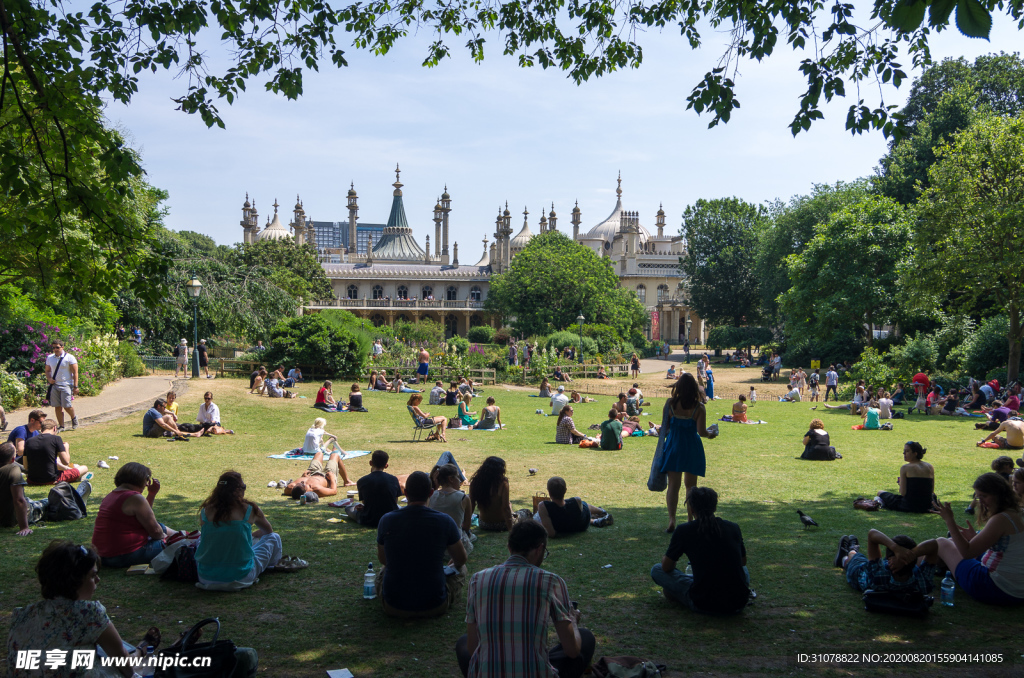中世纪田园风景图