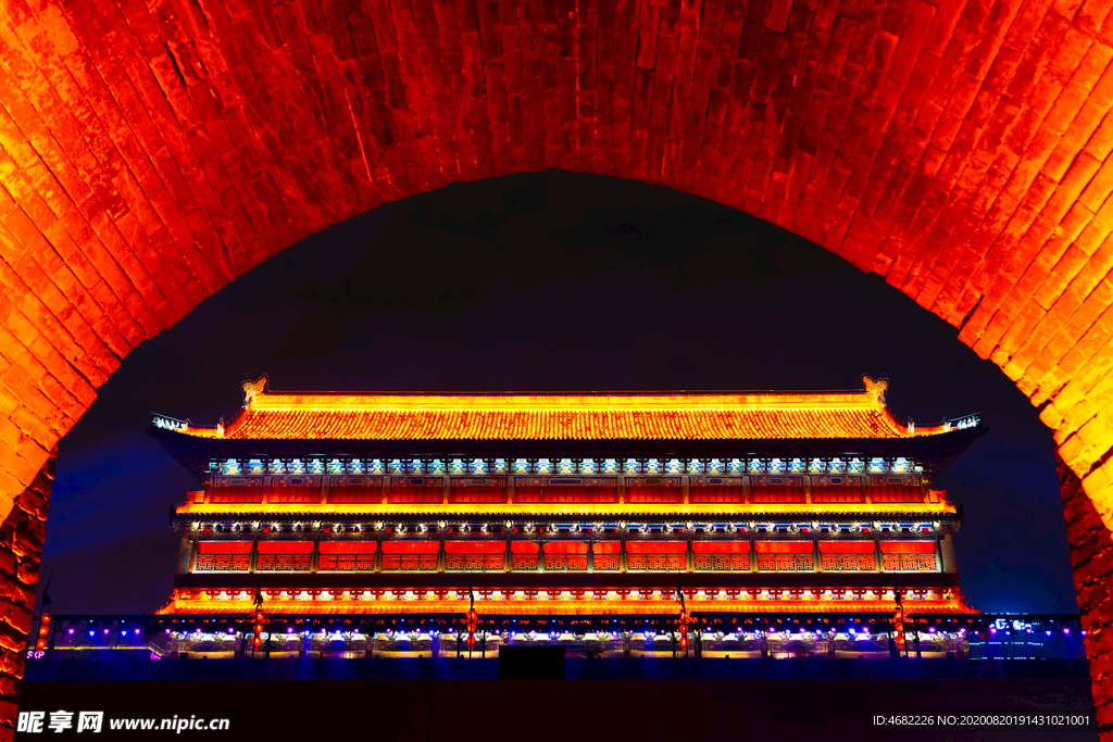 西安古城墙永宁门箭楼背面夜景