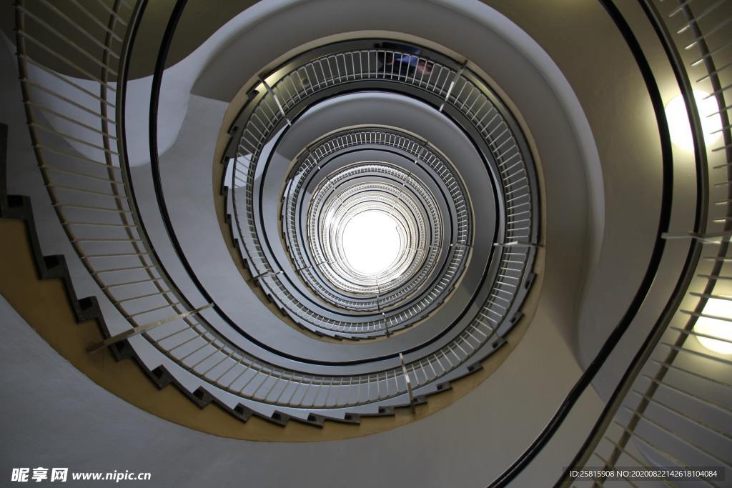螺旋楼梯