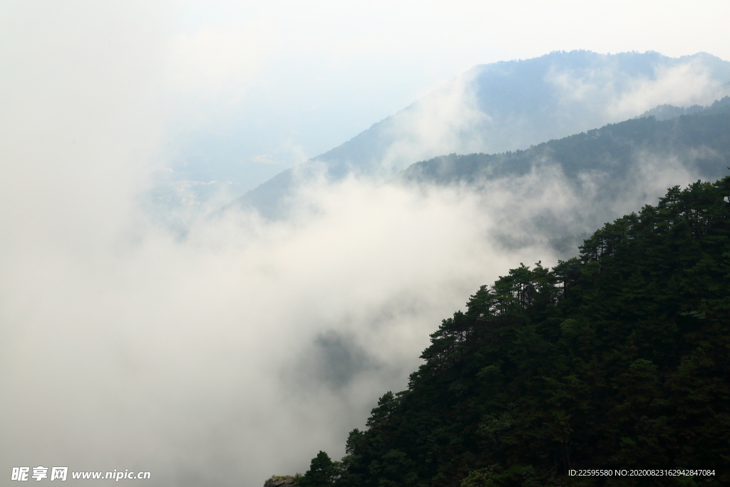 庐山剪刀峡云海