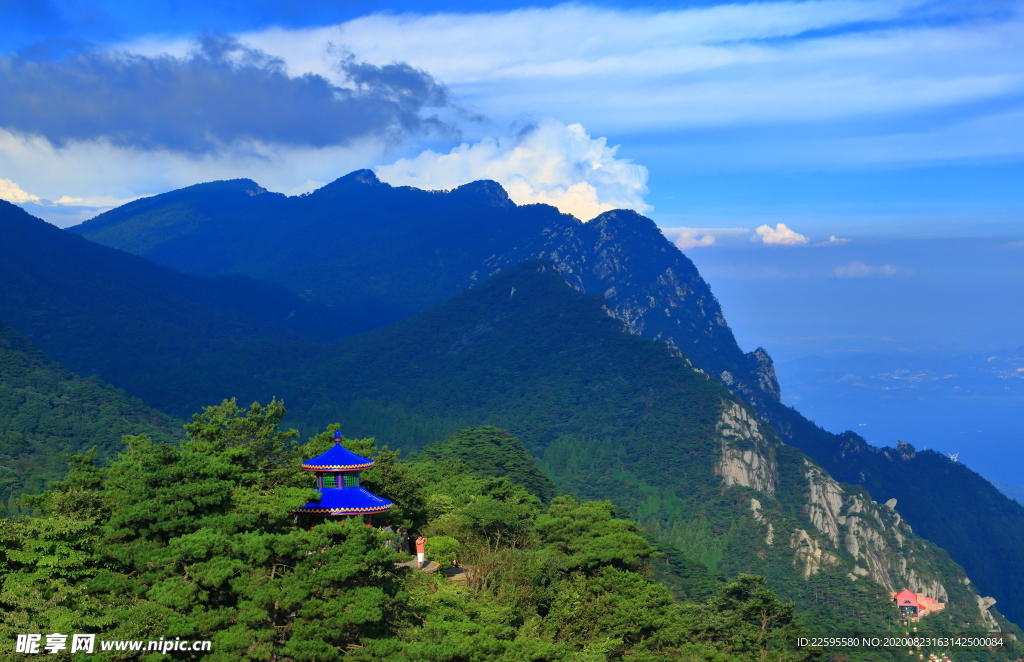庐山五老峰含鄱亭