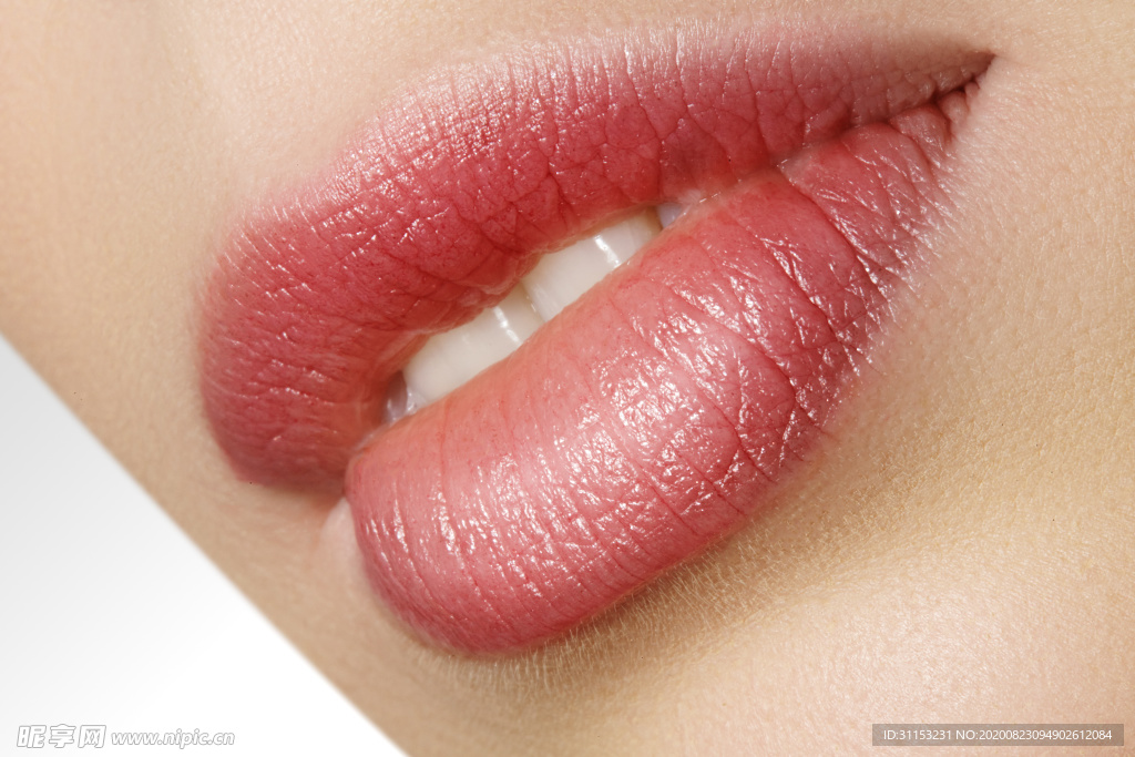 红唇