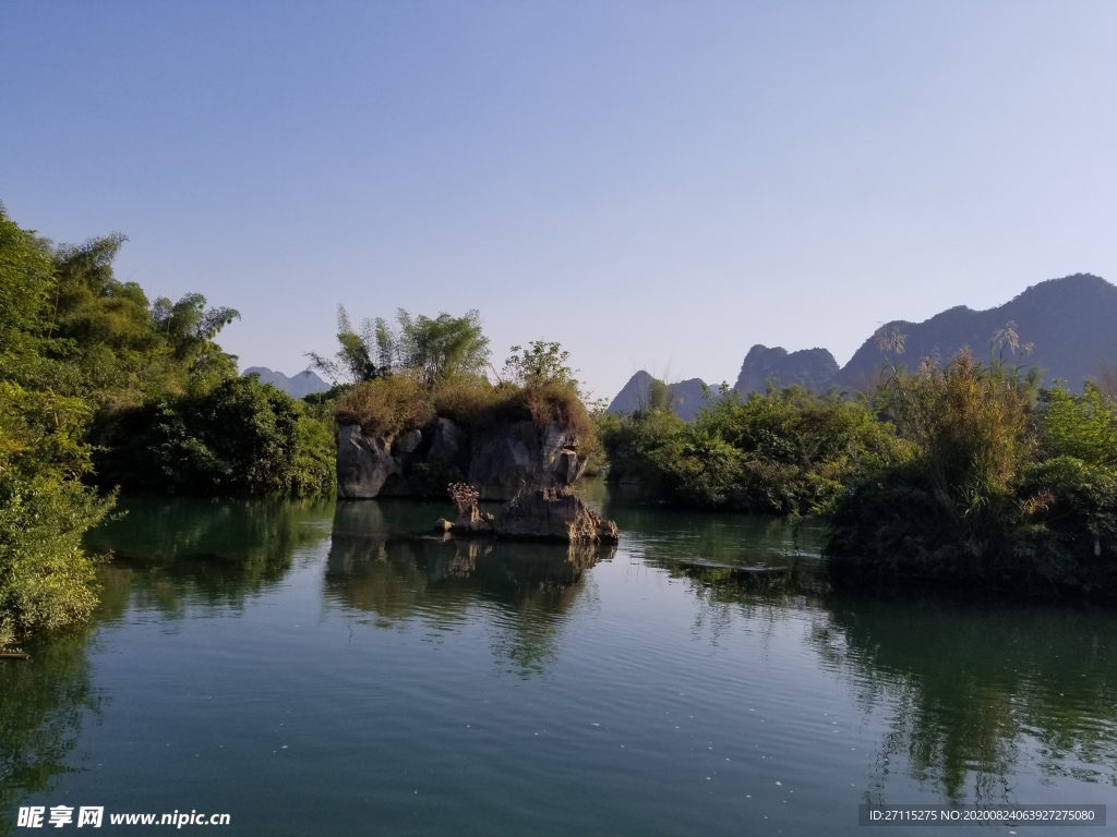 风景图片 山水 蓝天白云