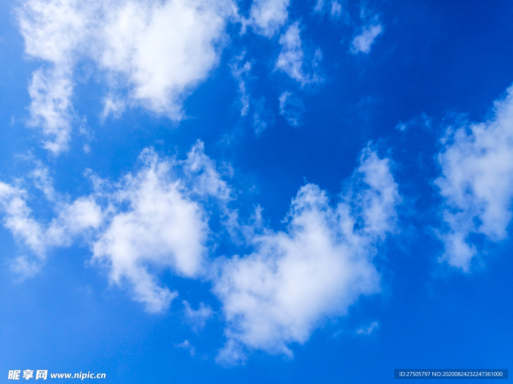 蓝天白云