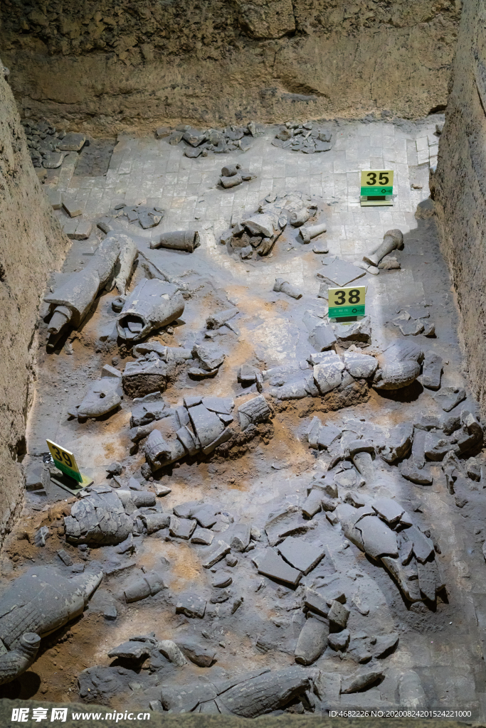 秦兵马俑三号坑遗址北厢房