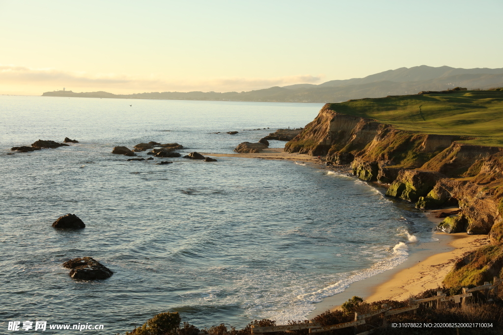 海岸风景摄影图