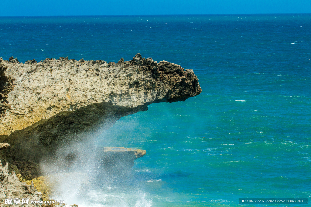 海岸风景摄影图
