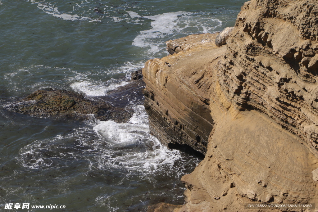 海岸风景摄影图