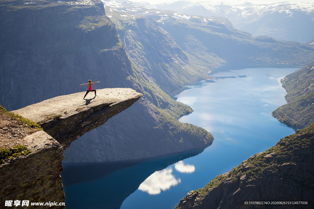 海岸风景摄影图