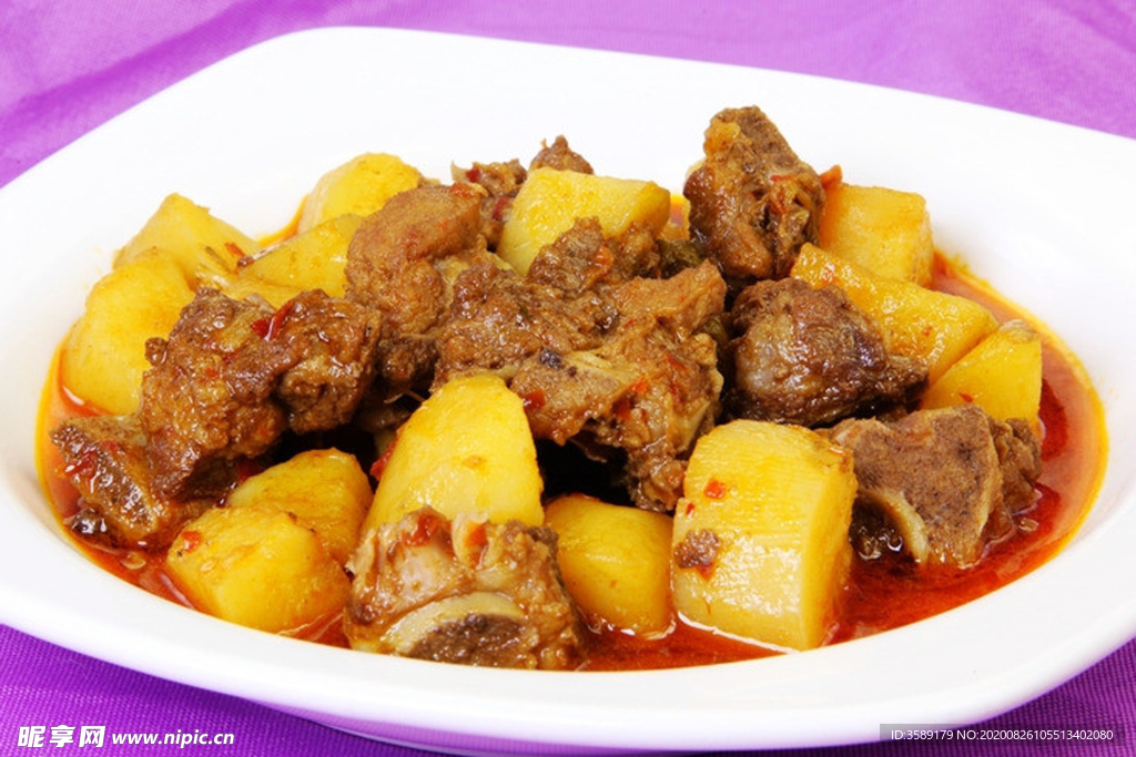 土豆烧排骨