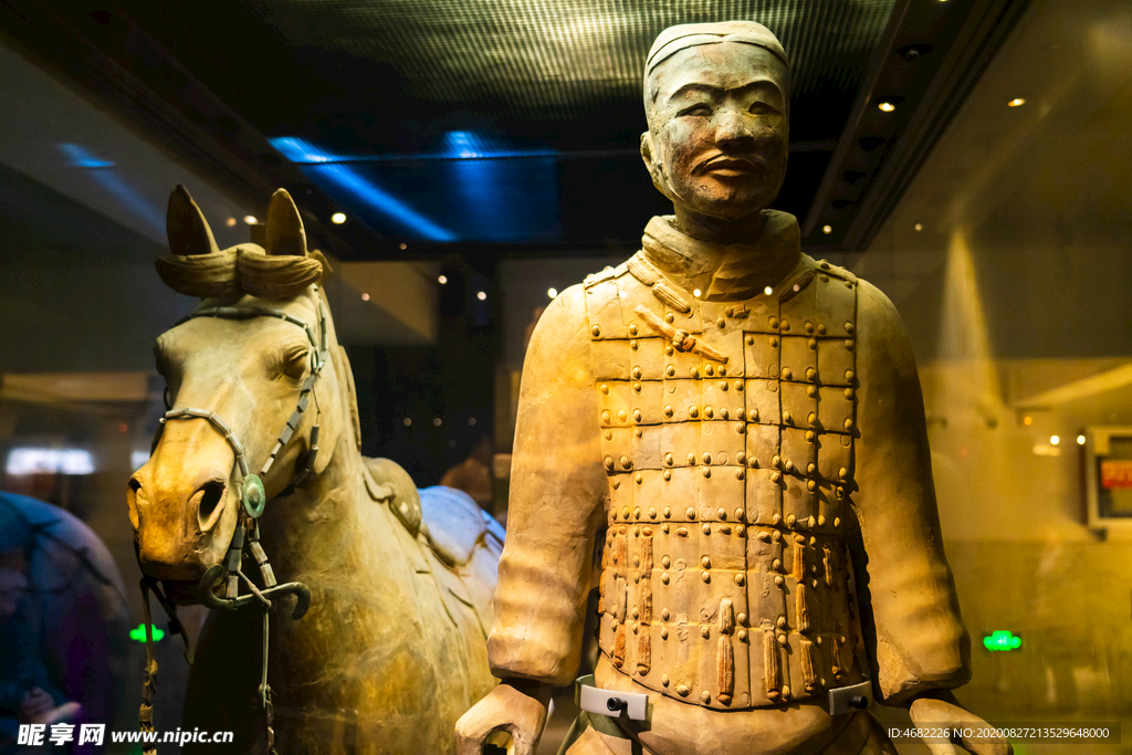 秦兵马俑二号坑遗址鞍马骑兵俑