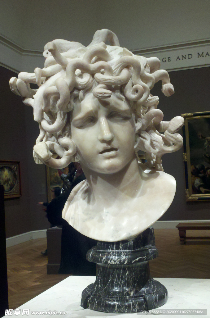 欧美石雕雕刻摄影图