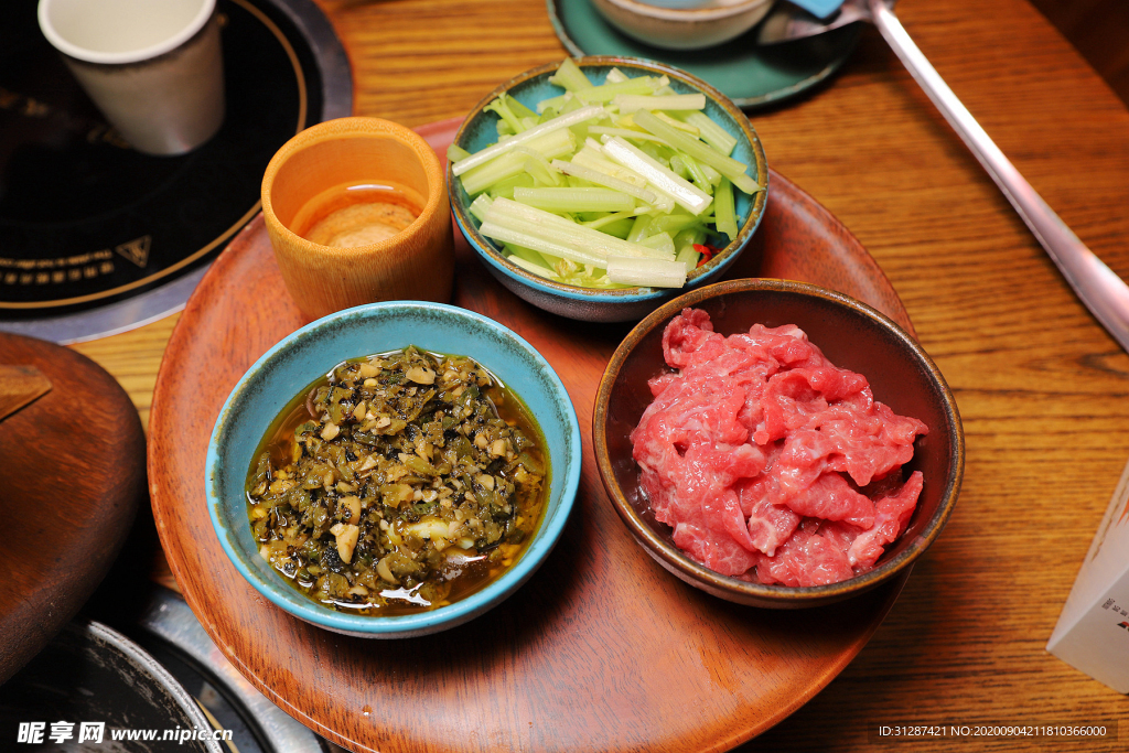 猫儿山的小黄牛