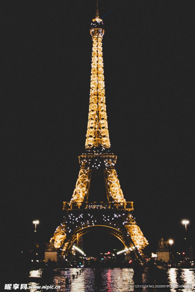 埃菲尔铁塔