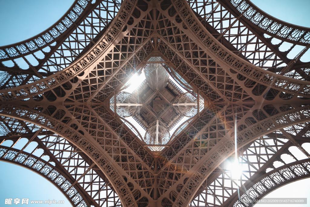 埃菲尔铁塔