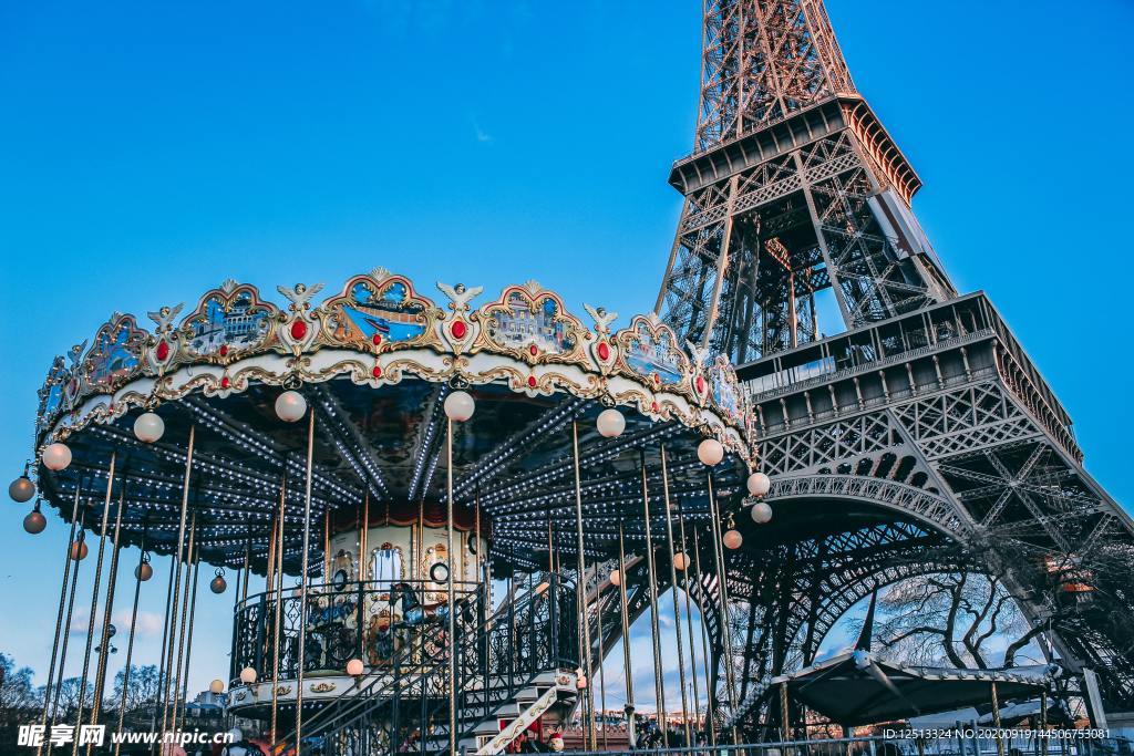 埃菲尔铁塔
