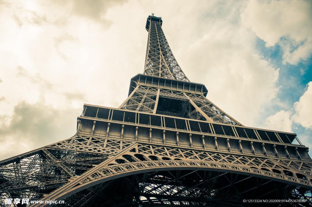 埃菲尔铁塔