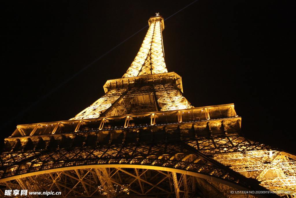 埃菲尔铁塔