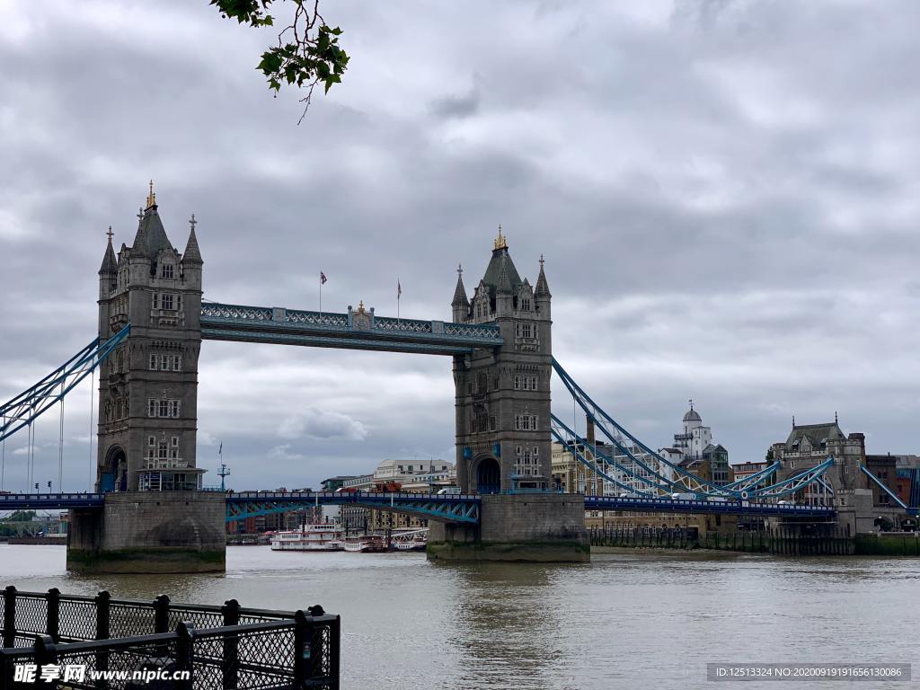 伦敦塔桥