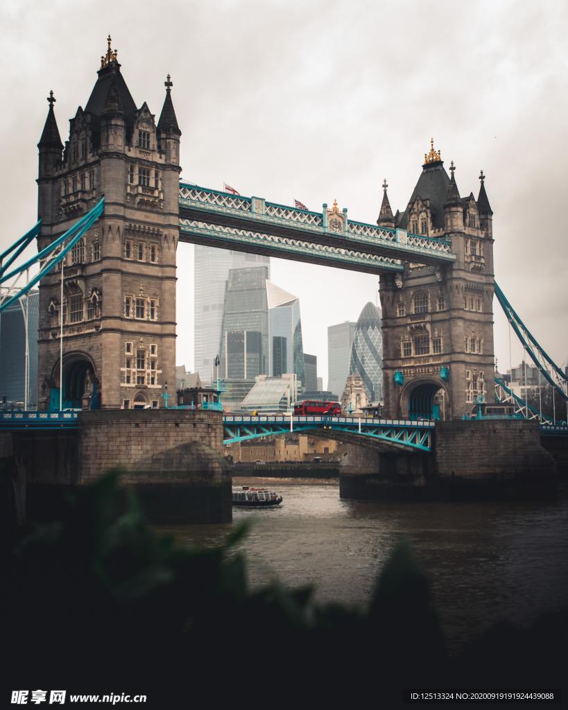 伦敦塔桥