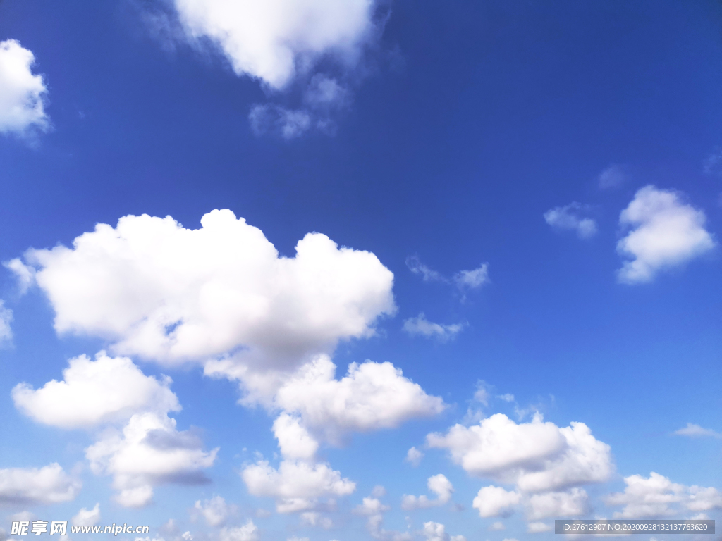 蓝天白云