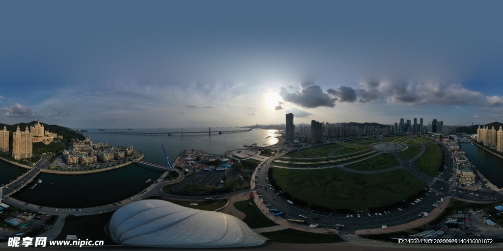 大连星海广场全景图