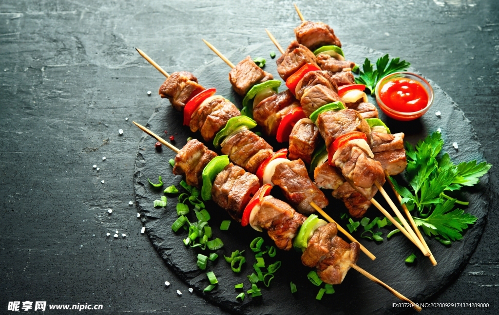 烤肉串 烧烤 彩椒肉串 牛肉串