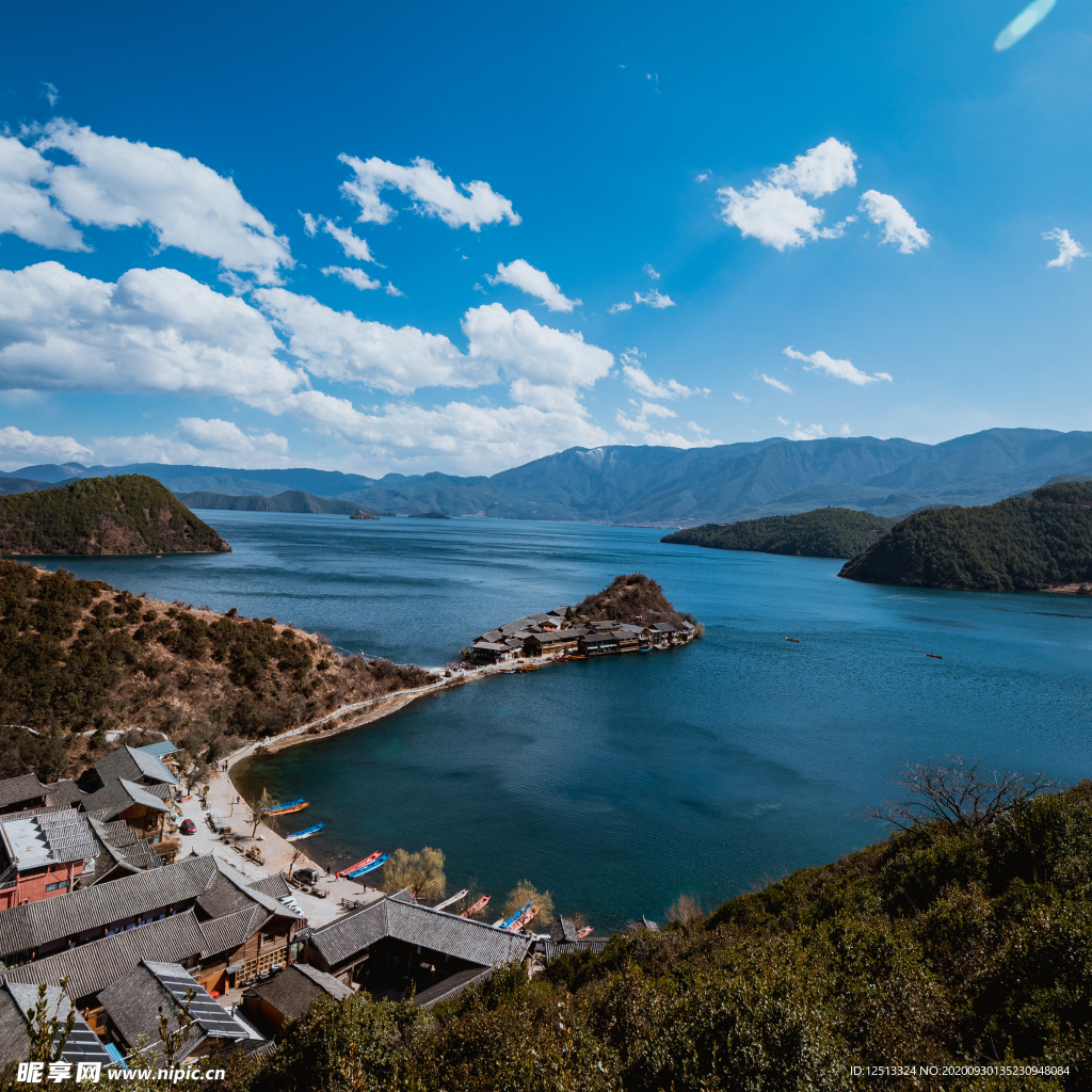 泸沽湖