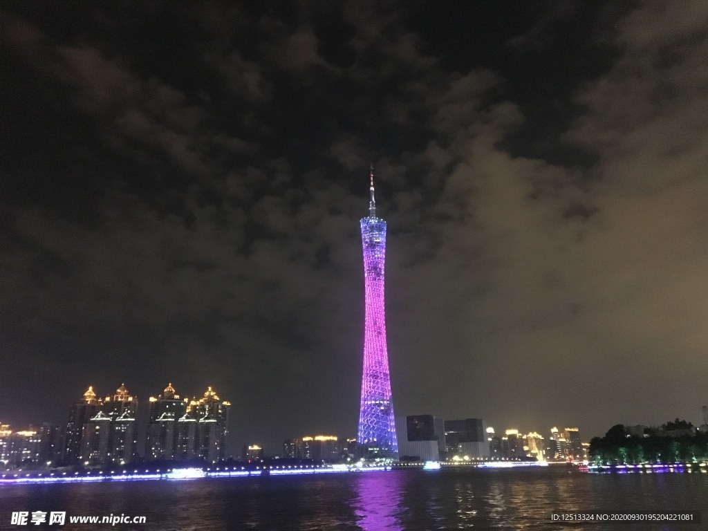 广州塔小蛮腰